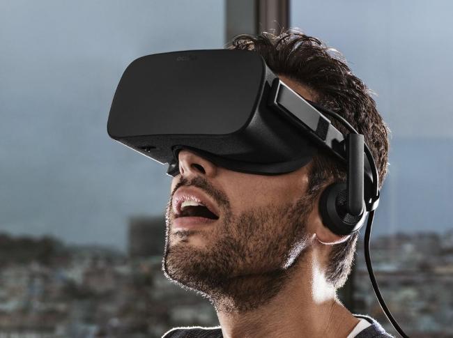 oculus-rift- homme